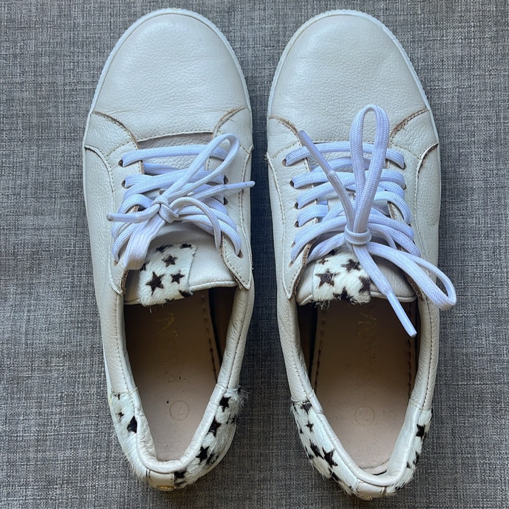 Kannas White Leather & Fur Shoes with Stars Size 7 - Picture 2 of 8